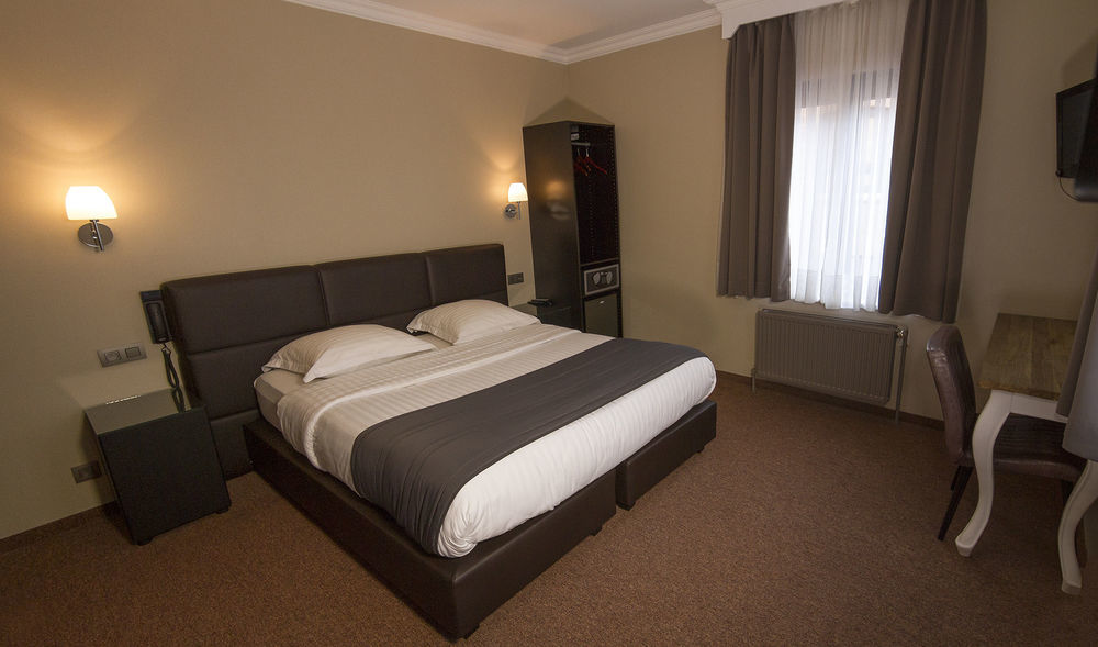 Hotel Le Chantecler 2*